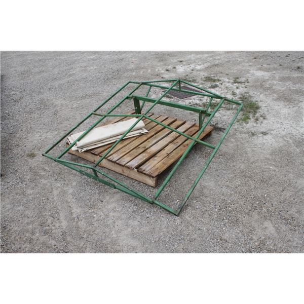 Unknown canopy to fit Rops, came off JD 2550