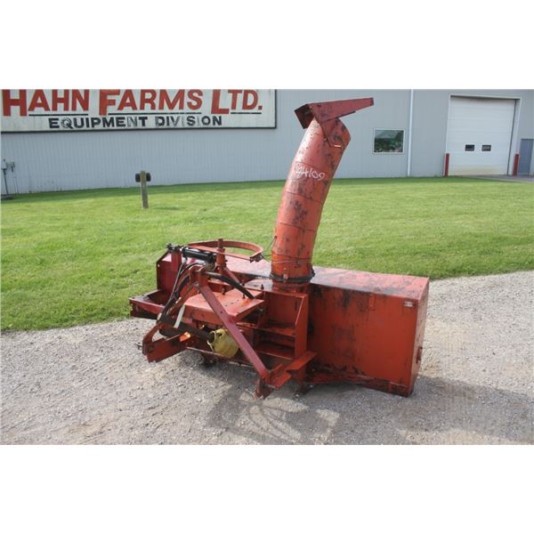 New Idea 7' single auger snowblower, hydraulic turn