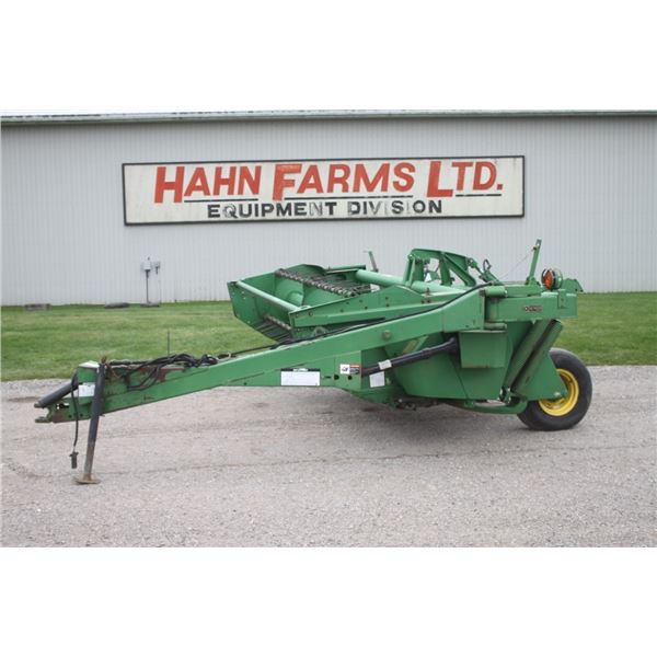 JD 720, 9' 6" haybine