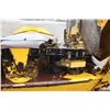 Image 6 : New Holland 824, 2 row forage harvester corn head