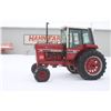 Image 1 : Int 986 2wd tractor, cab, air, 18.4x38, 2 remotes, 4808 hours, 1981 model, local estate
