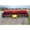 Image 6 : Int 5100 21 run seed drill, double disc, grass box, one owner, nice