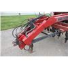 Image 13 : Case 5400 15' minimum till dril, 5000 coulter caddy, marker arms, double disc, press wheels, rear hi