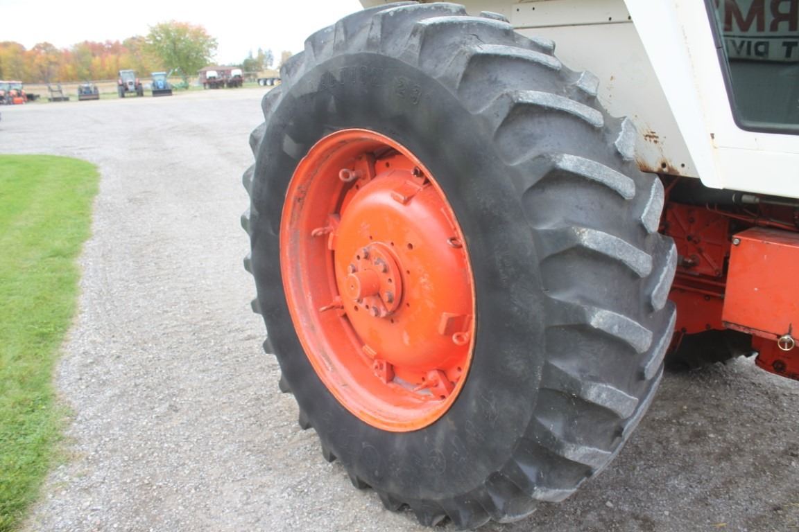 Case 2290 4wd tractor, cab, air, powershift, 2 remotes, 20.8x38, 5734