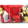 Image 9 : New Holland 355 mixmill, loading and discharge augers, extra screens, well maintained