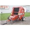 Image 2 : Hesston 530 4x4 round baler, manual tie, tie crowder wheels