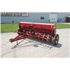 Image 2 : MF 33 17 run seed drill, markers, grass box