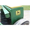 Image 8 : JD 8200 21 run seed drill, double disc, grass box