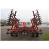 Image 6 : MF 820 18' hydraulic folding disc, rock flex
