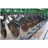 Image 12 : JD 8200 18 run drill, double disc, press wheels, one owner