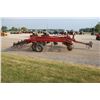 Image 5 : Case/Int 4200 12' tandem axle soil finisher, 3 bar coil tine harrow, hyd gang adjust