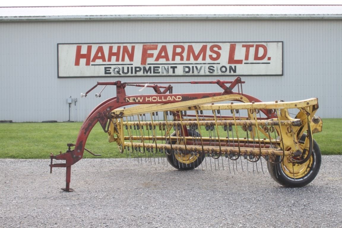 New Holland 258 5 bar rolabar hay rake