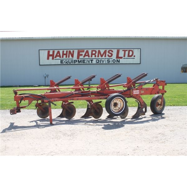 Case 308 4 furrow (3+1) semi mount, auto reset plow