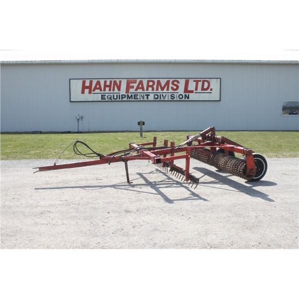 R J 11' hydraulic transport sprocket packer, front buster bar