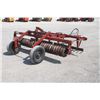 Image 4 : R J 11' hydraulic transport sprocket packer, front buster bar