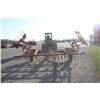 Image 5 : Int 4500 17 ' hydraulic folding cultivator, 3 bar coil harrow, one owner, local trade