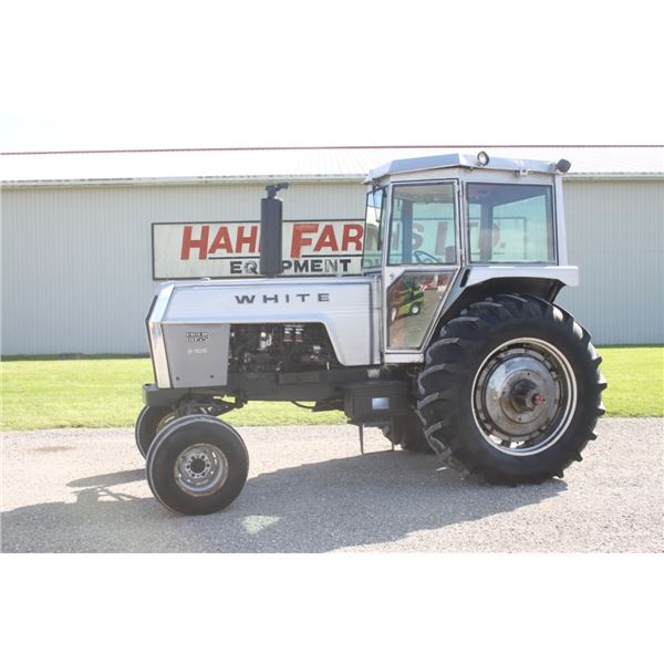 White 2-105 2wd tractor, cab, 18.4x38, over/under/direct, 2 remotes, 4878 hours