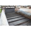 Image 13 : New Idea 3726 single axle manure spreader, hydraulic end gate, top beater