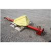 Image 9 : Farm King 2-stage grain cleaner, 110V electric motor, 11' intake auger, poly hopper