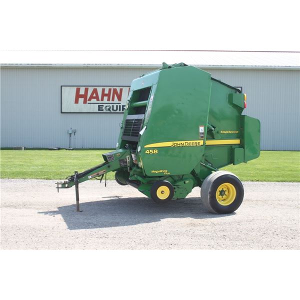 JD 458 Silage special round baler, MegaWide Plus pickup, twine and net wrap, floatation tires, monit