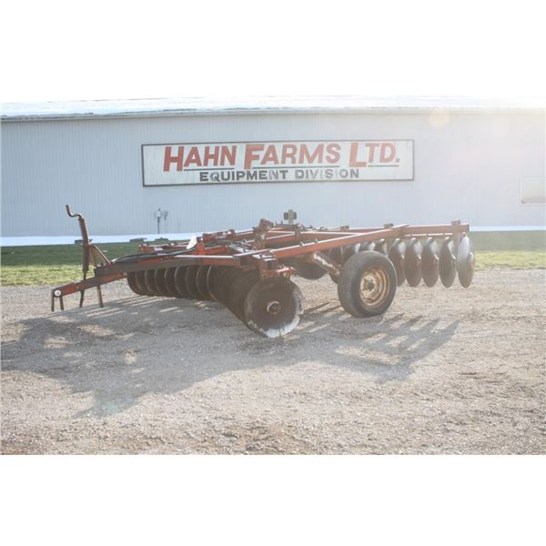 Dunham Lehr 10' wheel disc, hyd cylinder, good blades