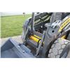 Image 13 : New Holland L218 skidsteer, rops, 2 Speed, aux hyd, 12-16.5, 72" bucket, 3152 hours, 2018 model