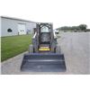 Image 3 : New Holland L218 skidsteer, rops, 2 Speed, aux hyd, 12-16.5, 72" bucket, 3152 hours, 2018 model