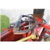 Image 6 : JRW 8 1/2' double auger snowblower, hydraulic turn