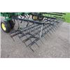 Image 9 : JD 2210 44.5', 5 section hydraulic folding cultivator, 5 bar spike floating harrow, knock off sweeps