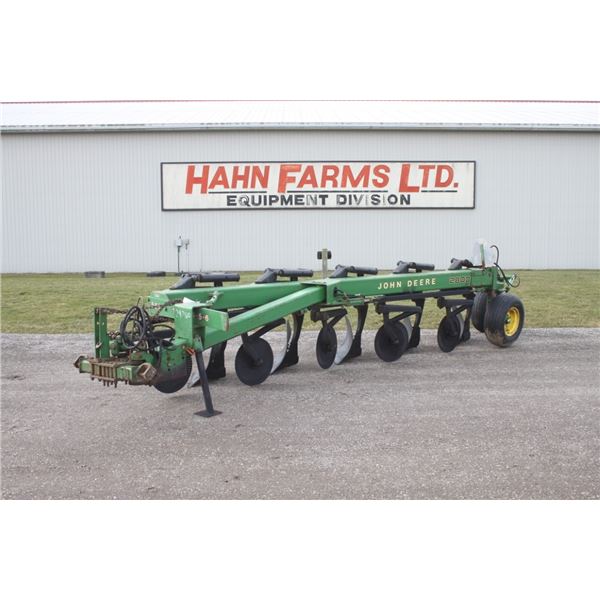 JD 2800 5 furrow, semi mount, auto reset, vari width plow, local trade