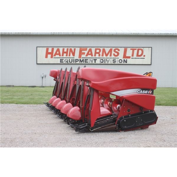 Case/Int 3406 6 row corn head, single point, hydraulic deck, knife rolls