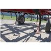 Image 16 : Case/Int 4300 25' cultivator, 3 bar spike harrow, rear hitch and hydraulics, walking tandems, one ow