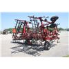 Image 6 : Case/Int 4300 25' cultivator, 3 bar spike harrow, rear hitch and hydraulics, walking tandems, one ow