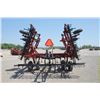 Image 7 : Case/Int 4300 25' cultivator, 3 bar spike harrow, rear hitch and hydraulics, walking tandems, one ow