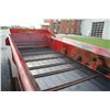 Image 10 : New Holland 185 tandem axle manure spreader, endgate, top beater poly floor