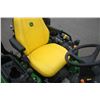 Image 15 : 2022 JD 2025R 4wd compact tractor, 120R loader, R-4 tires, Hydro, deluxe seat, 173 hours