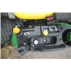 Image 16 : 2022 JD 2025R 4wd compact tractor, 120R loader, R-4 tires, Hydro, deluxe seat, 173 hours