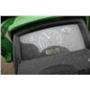 Image 18 : 2022 JD 2025R 4wd compact tractor, 120R loader, R-4 tires, Hydro, deluxe seat, 173 hours