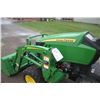 Image 9 : 2022 JD 2025R 4wd compact tractor, 120R loader, R-4 tires, Hydro, deluxe seat, 173 hours