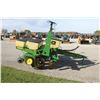 Image 4 : JD 7200 MaxEmerge2, 4 row, 30" corn planter, NoTill coulters, monitor, dry fertilizer, insecticide,