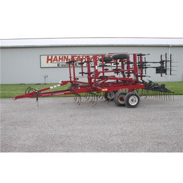 2015 Kongskilde 2800 Vibratill 19' cultivator, spike harrow, very nice, off local estate