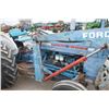 Image 12 : Ford 3000 2wd tractor, diesel, power steering, 13.6-28, Ford loader with bale handler and 5' materia