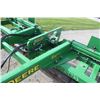 Image 11 : JD 200 23' hydraulic folding crumbler, light kit, local estate