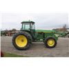 Image 5 : JD 4960 4wd tractor, cab, air, 15 speed powershift, 3 remotes, Michelin 650/65R42, axle duals