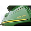 Image 17 : JD 9570 STS bullet rotor combine, Contour-Master, fine cut chopper, 3-speed hydro