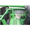 Image 27 : JD 9570 STS bullet rotor combine, Contour-Master, fine cut chopper, 3-speed hydro