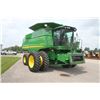 Image 4 : JD 9570 STS bullet rotor combine, Contour-Master, fine cut chopper, 3-speed hydro