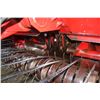 Image 12 : Case/Int 8530 Inline small square baler, CIH 8511 thrower, one owner