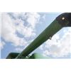 Image 9 : JD 9770 STS bullet rotor combine, Contour-Master, fine cut chopper, 3-speed hydro