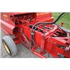 Image 10 : New Holland 311 hayliner small square baler, hydraulic turn, thrower, one owner, low use